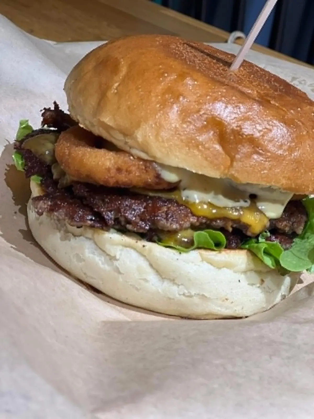 Burger Onion z krążkami cebulowymi — StreetBurger.pl Bytom